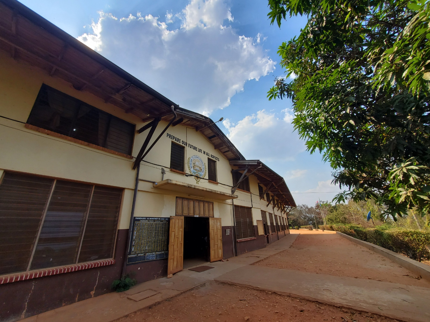 msolwa-main-side
